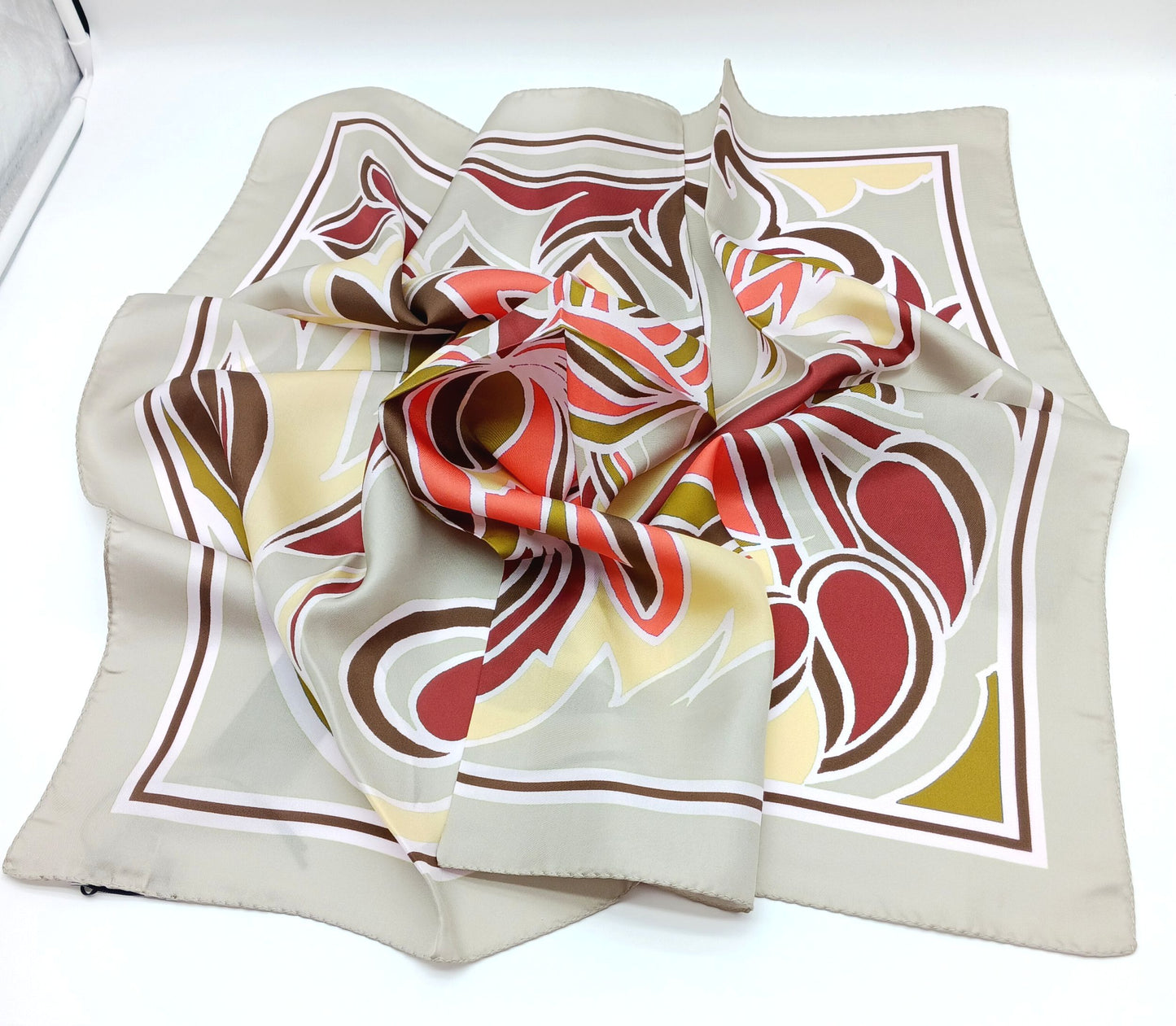 Floral Design Silk Twill Square Scarf 35x35 – Made In Italy – Beige & Orange