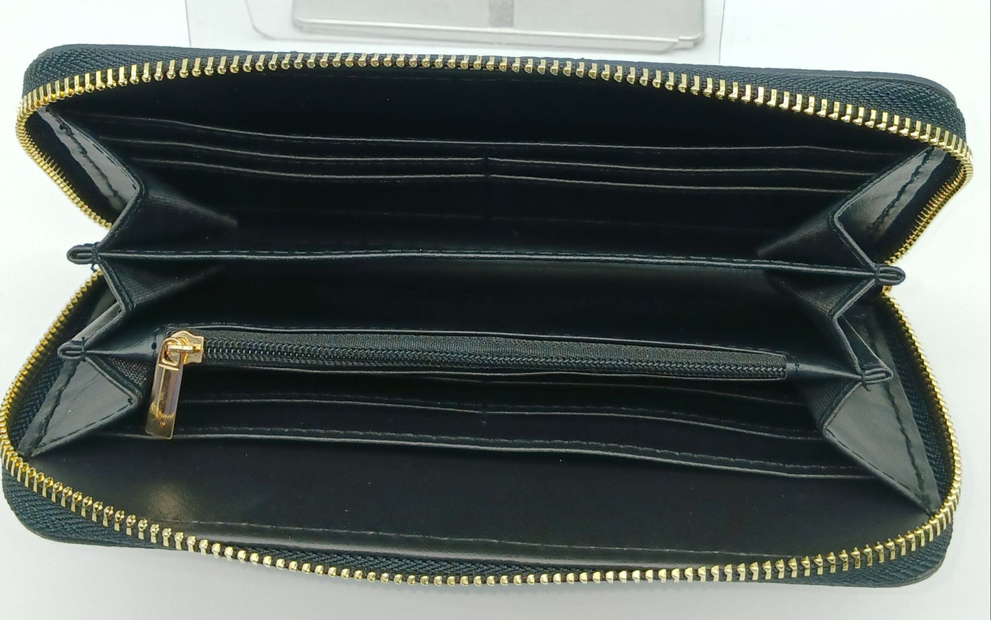 Genuine Croc Embossed Leather Zip Wallet – Made In Italy - Black