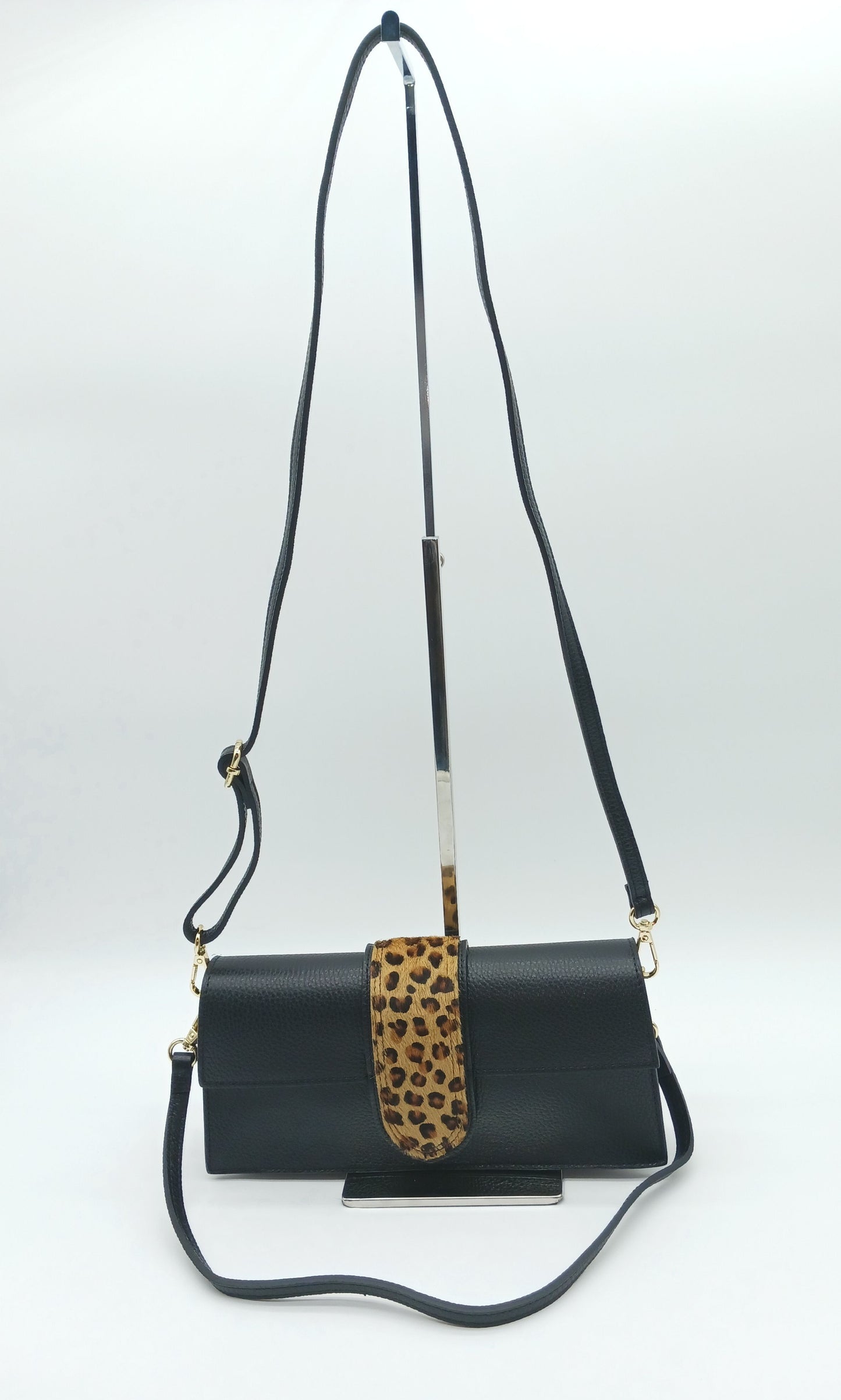 Black Genuine Leather Brown Cheetah Fur Handbag – Made In Italy