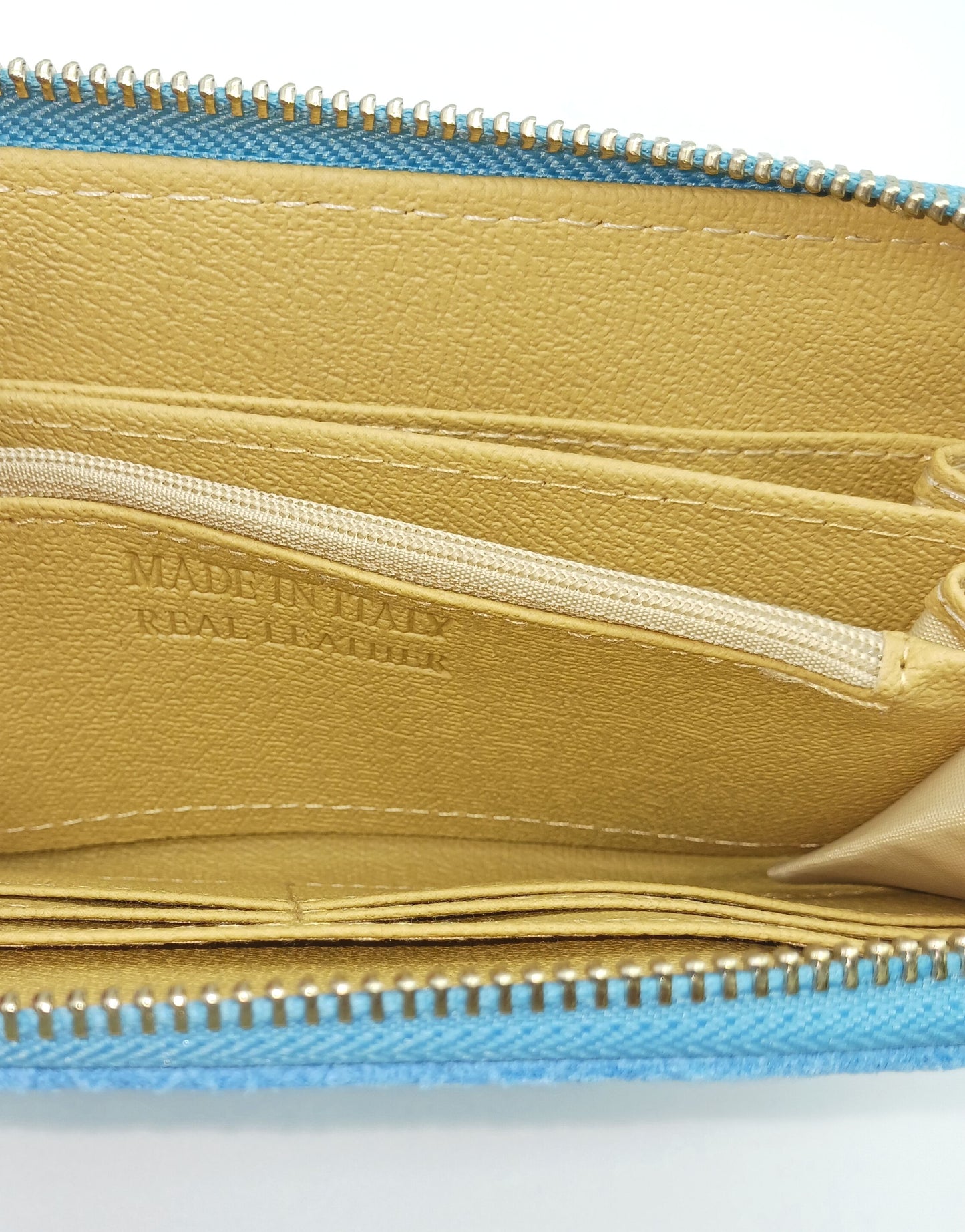 Genuine Snake Embossed Leather Zip Wallet – Made In Italy - Light Blue