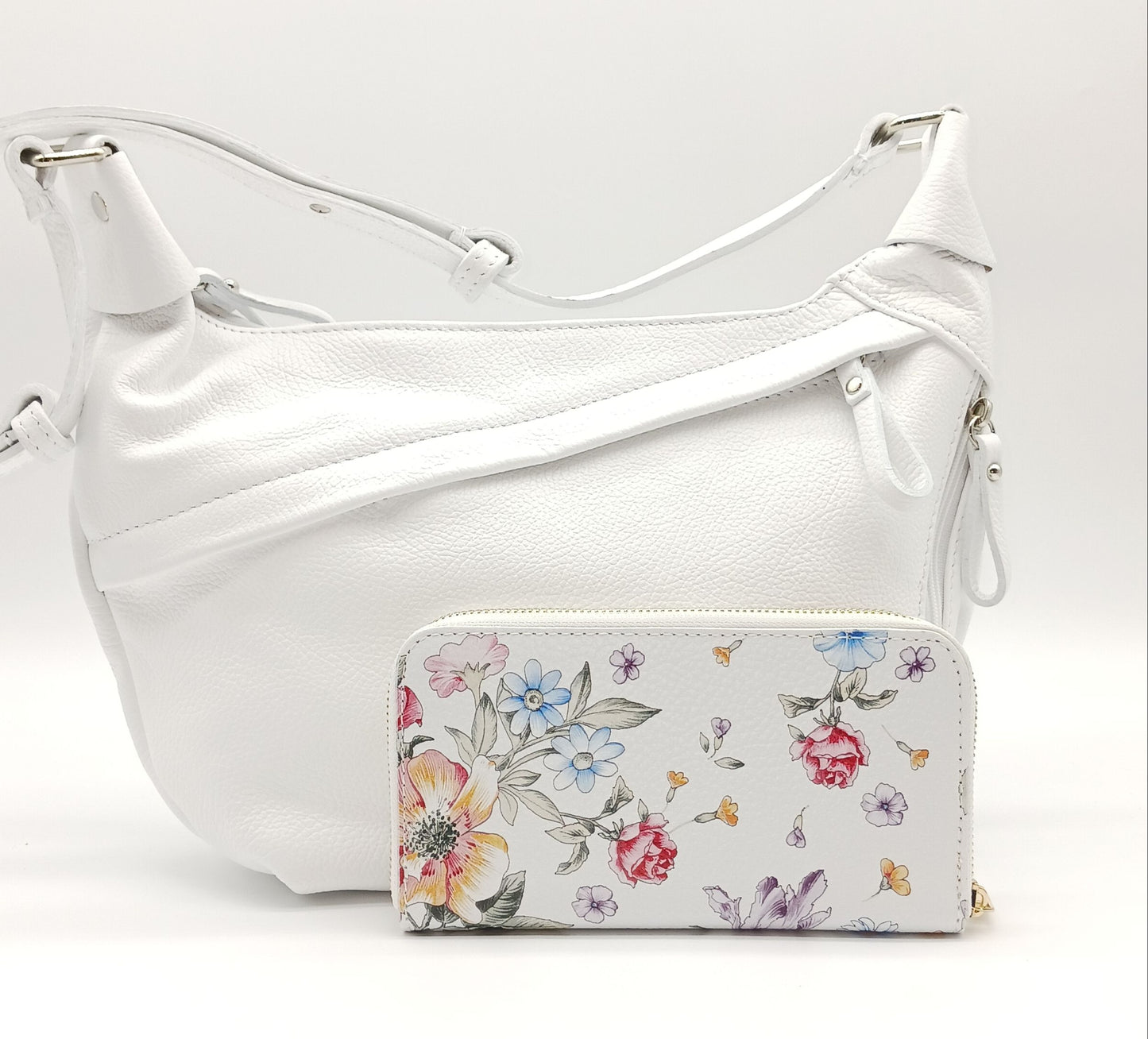 Genuine Pebble Leather Zip Wallet – Made In Italy - White Floral