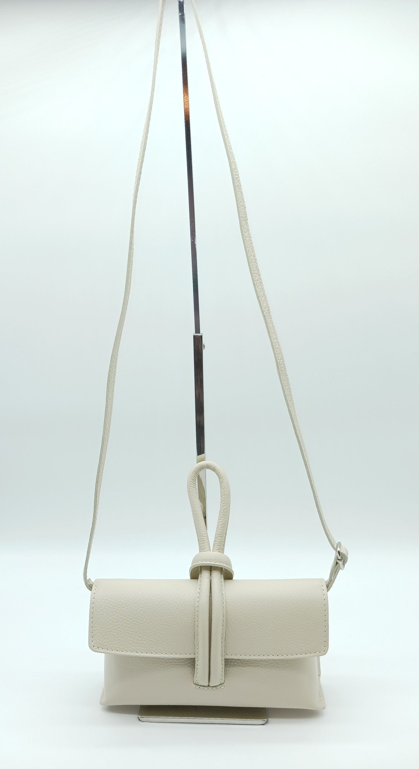 Genuine Pebble Leather Crossbody Handbag - Beige – Made In Italy