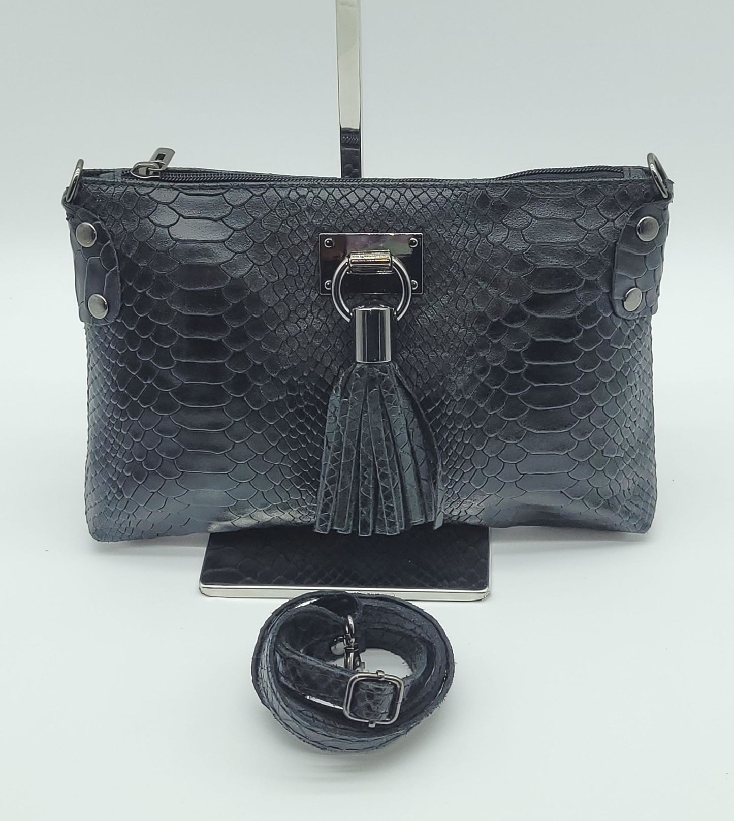 Snake Embossed Genuine Leather Crossbody Handbag - Black – Made In Italy