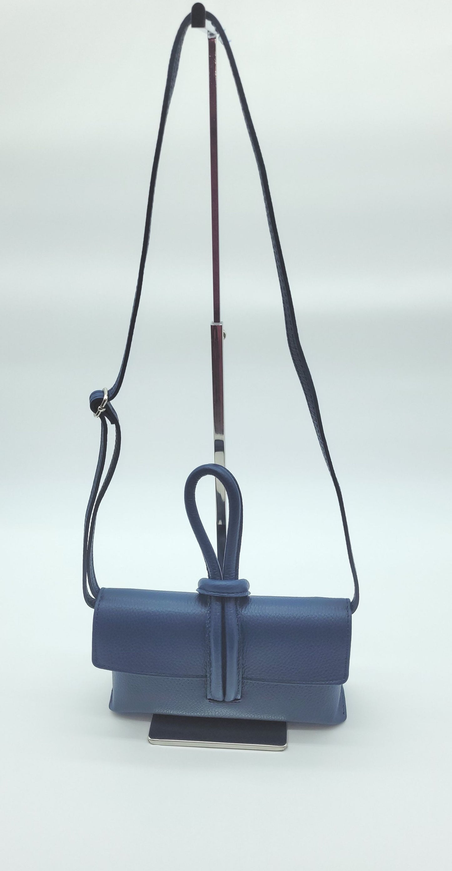 Genuine Pebble Leather Crossbody Handbag - Blue Jeans – Made In Italy