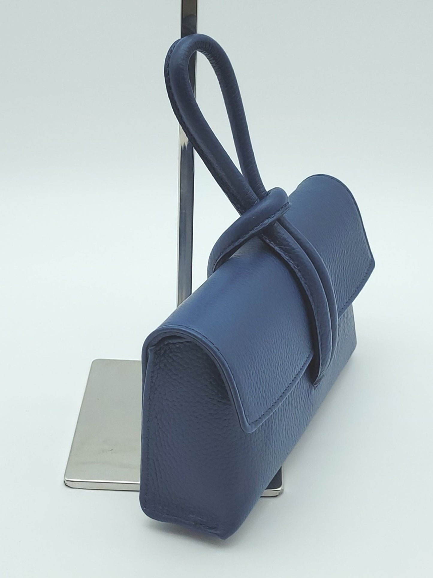 Genuine Pebble Leather Crossbody Handbag - Blue Jeans – Made In Italy