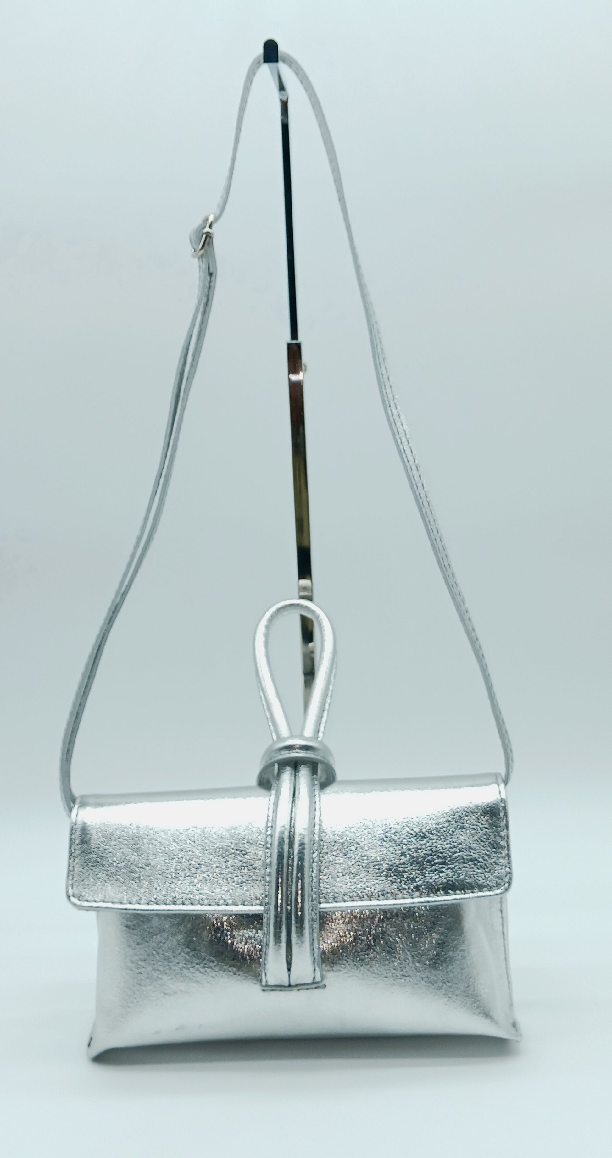 Genuine Pebble Leather Crossbody Handbag - Metallic Silver – Made In Italy - DumasvilleBoutique