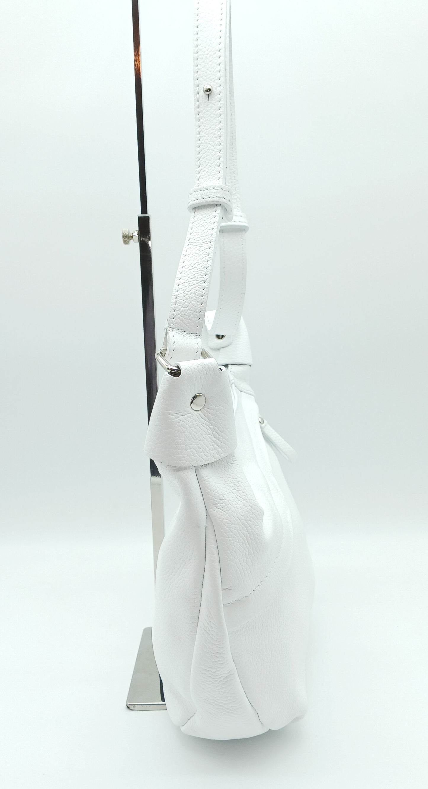 Genuine Pebble Leather Shoulder Handbag – Made In Italy - White